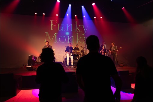 Den kr&ouml;nenden Abschluss lieferten die Funky Monks.